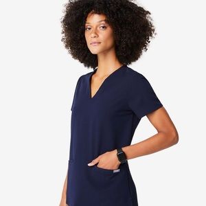 Figs Scrub Top